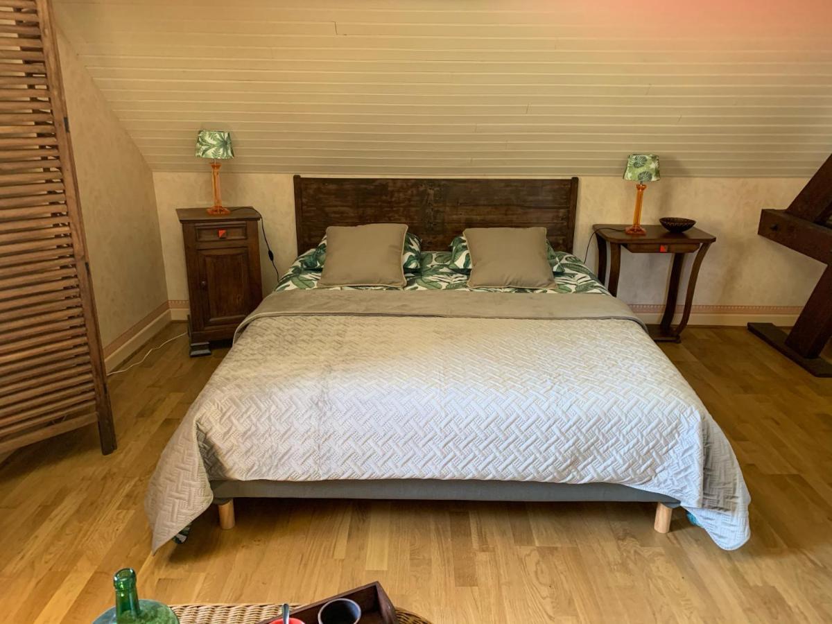 Saint-Denis-lès-Martel Le Moulin Du Boisset B&B 외부 사진