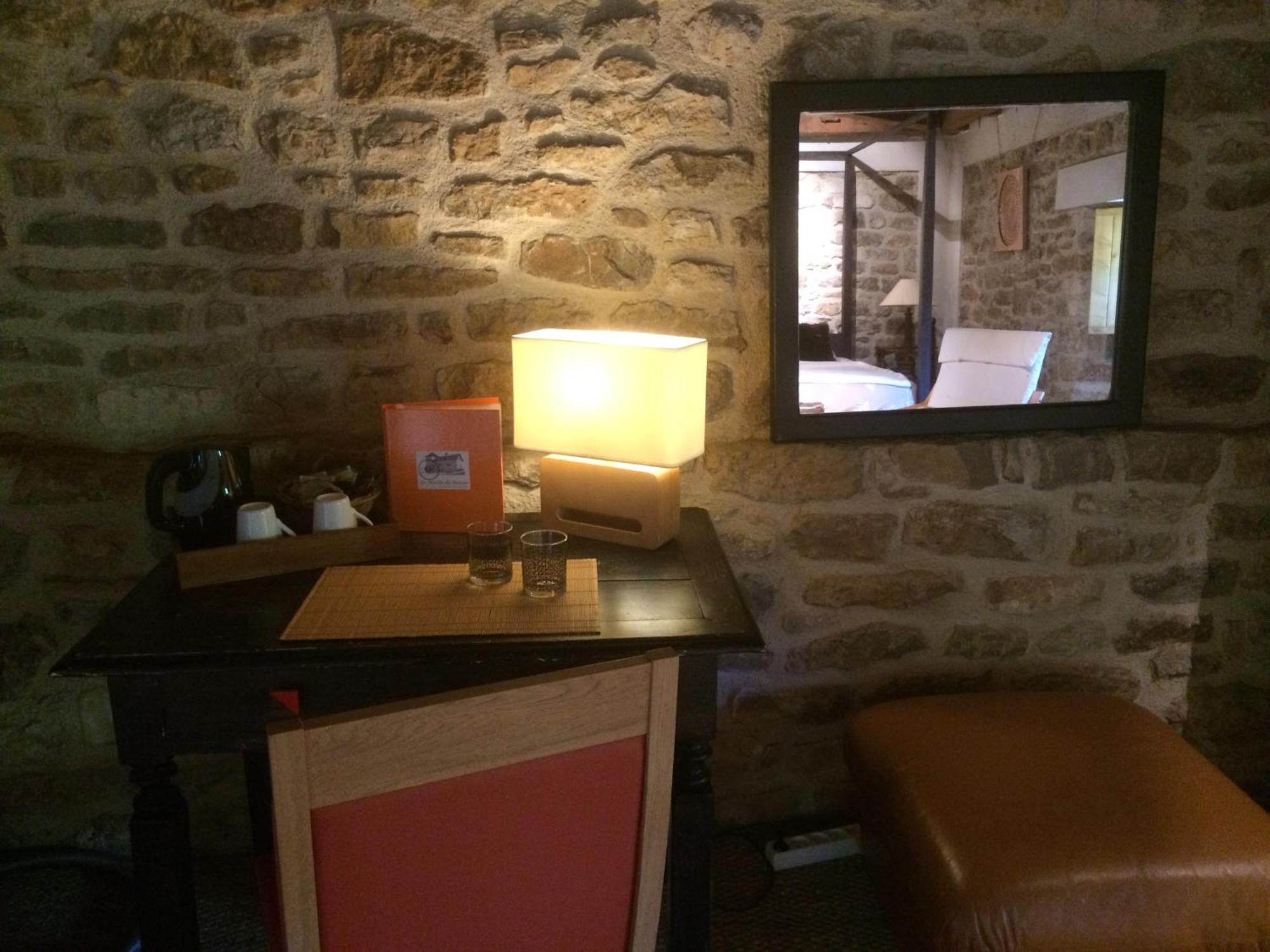 Saint-Denis-lès-Martel Le Moulin Du Boisset B&B 객실 사진